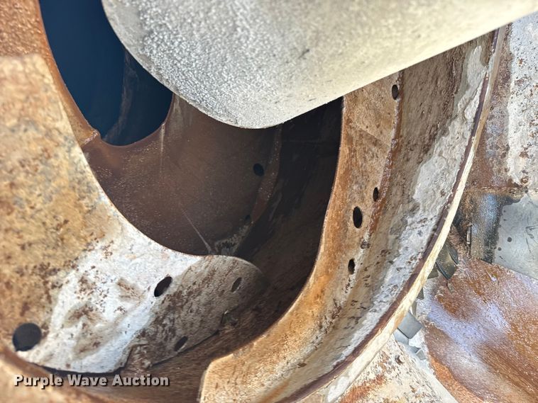 image for item ER2337 2010 Peterbilt 365 ready mix truck