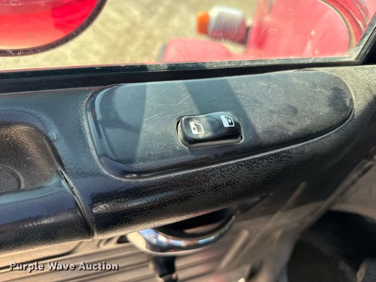 image for item ER2337 2010 Peterbilt 365 ready mix truck