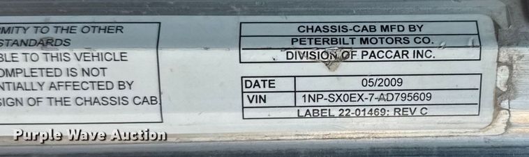 image for item ER2337 2010 Peterbilt 365 ready mix truck