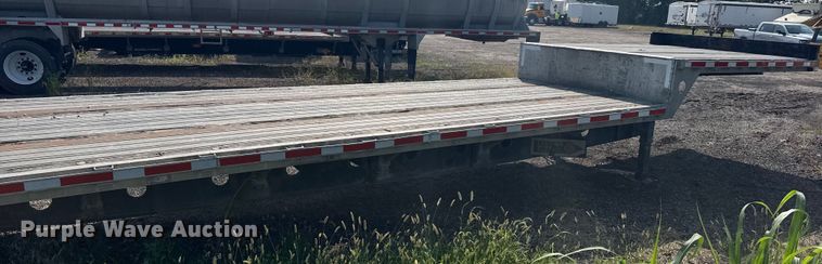 image for item ER2338 2002 Transcraft D-Eagle W2 drop deck trailer