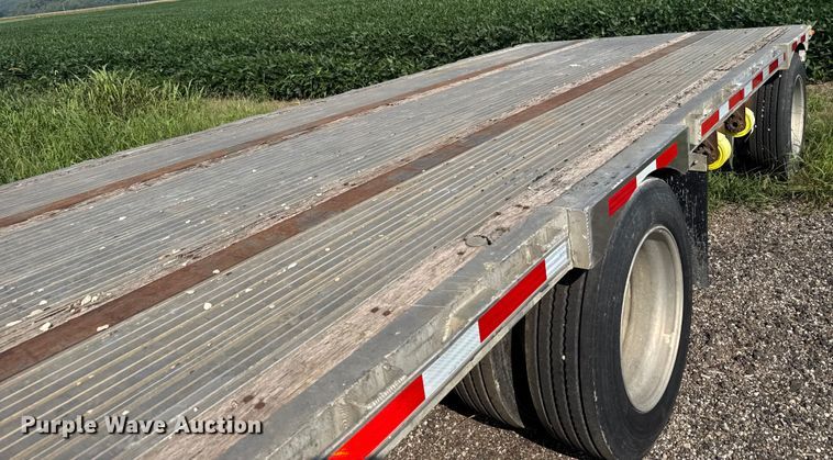 image for item ER2338 2002 Transcraft D-Eagle W2 drop deck trailer