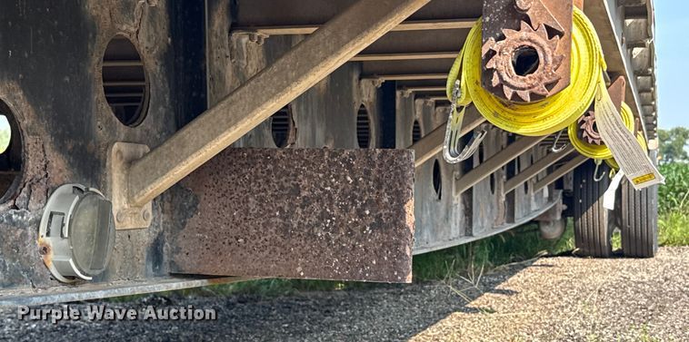 image for item ER2338 2002 Transcraft D-Eagle W2 drop deck trailer