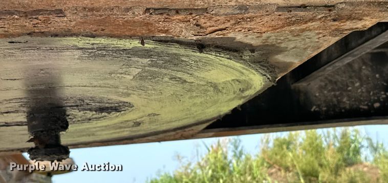 image for item ER2338 2002 Transcraft D-Eagle W2 drop deck trailer