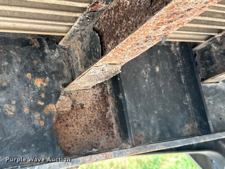 image for item ER2338 2002 Transcraft D-Eagle W2 drop deck trailer