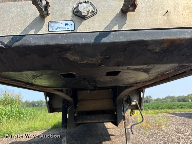 image for item ER2338 2002 Transcraft D-Eagle W2 drop deck trailer