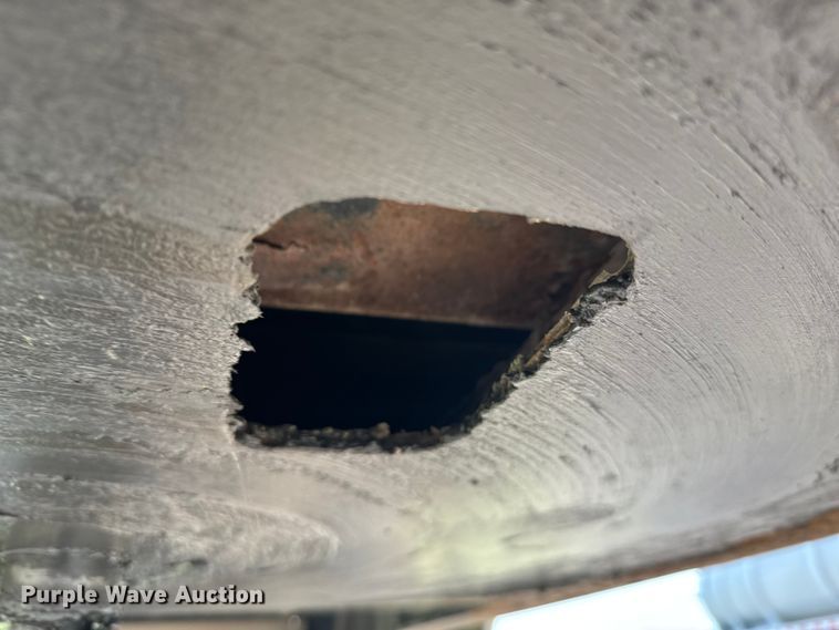 image for item ER2338 2002 Transcraft D-Eagle W2 drop deck trailer