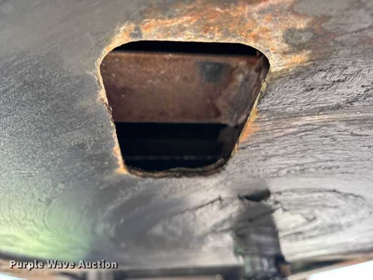 image for item ER2338 2002 Transcraft D-Eagle W2 drop deck trailer