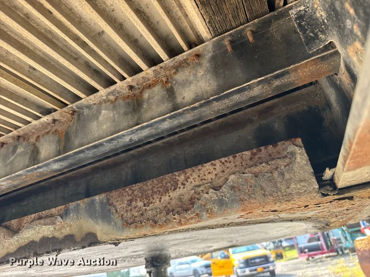 image for item ER2338 2002 Transcraft D-Eagle W2 drop deck trailer