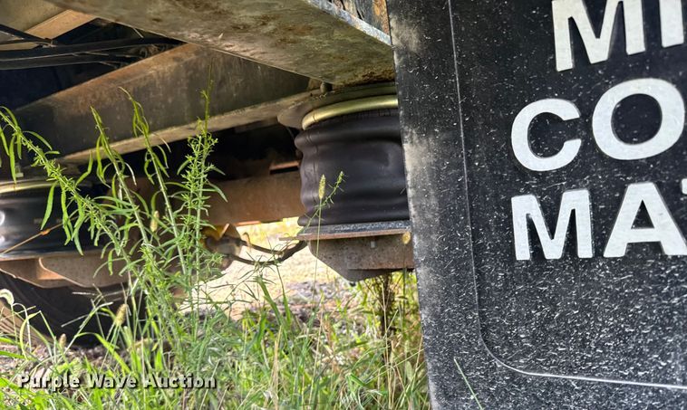 image for item ER2338 2002 Transcraft D-Eagle W2 drop deck trailer