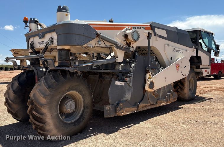 image for item ES7006 2016 Wirtgen WR200XLi soil stabilizer / recycler