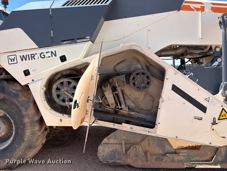 image for item ES7006 2016 Wirtgen WR200XLi soil stabilizer / recycler