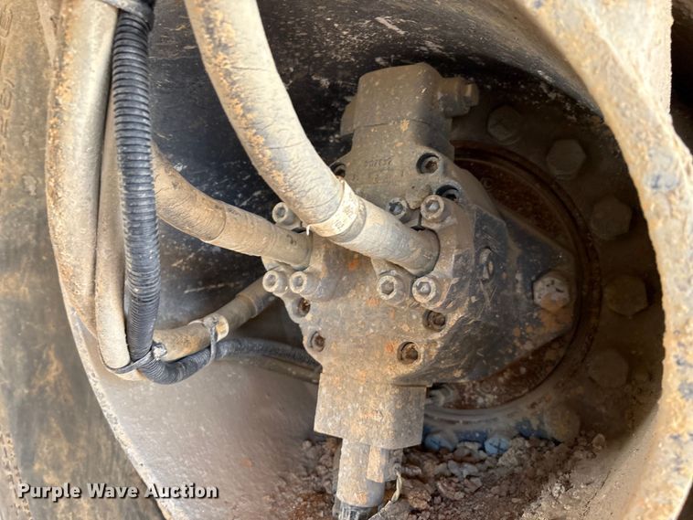 image for item ES7006 2016 Wirtgen WR200XLi soil stabilizer / recycler