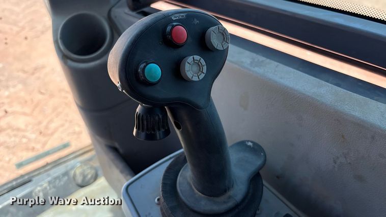 image for item ES7006 2016 Wirtgen WR200XLi soil stabilizer / recycler