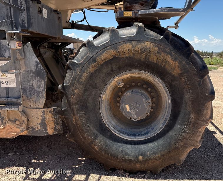 image for item ES7006 2016 Wirtgen WR200XLi soil stabilizer / recycler