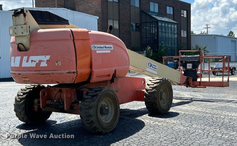 image for item ET3025 2006 JLG 600S boom lift