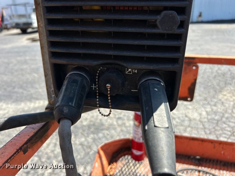 image for item ET3025 2006 JLG 600S boom lift