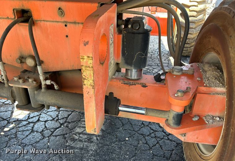 image for item ET3025 2006 JLG 600S boom lift