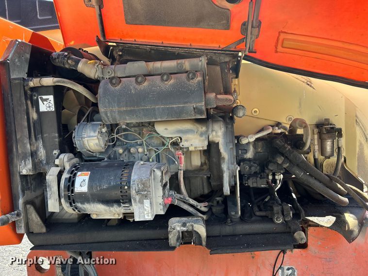 image for item ET3025 2006 JLG 600S boom lift