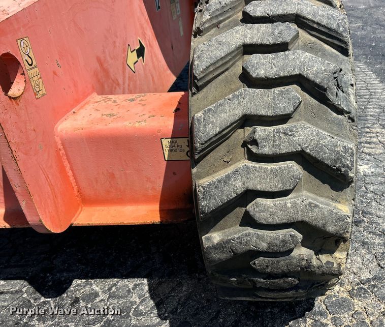 image for item ET3025 2006 JLG 600S boom lift