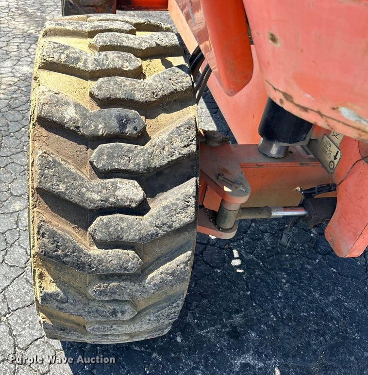 image for item ET3025 2006 JLG 600S boom lift