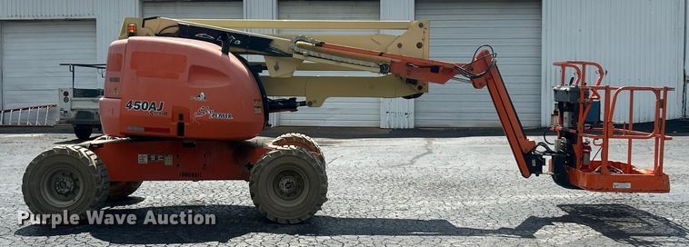 image for item ET3026 2012 JLG 450AJ Series II boom lift