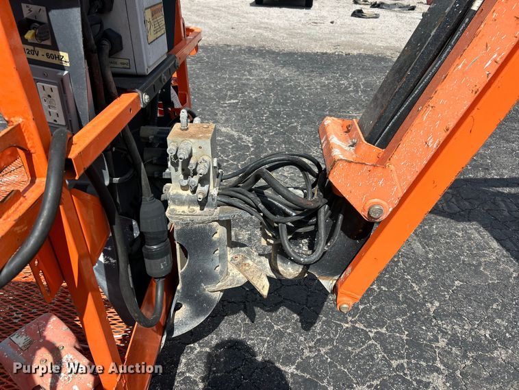 image for item ET3026 2012 JLG 450AJ Series II boom lift