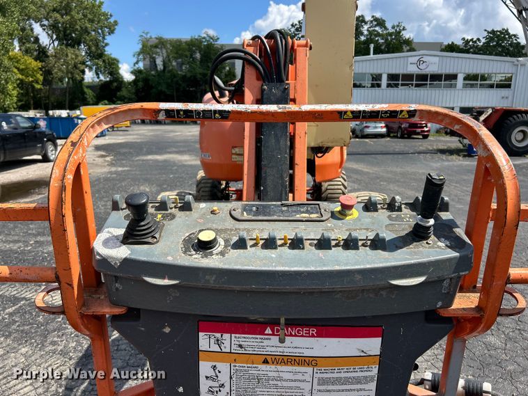 image for item ET3027 2013 JLG 450AJ Series II boom lift