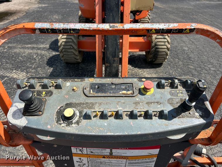 image for item ET3027 2013 JLG 450AJ Series II boom lift