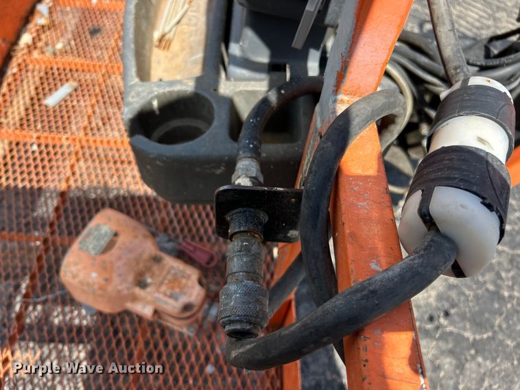 image for item ET3027 2013 JLG 450AJ Series II boom lift