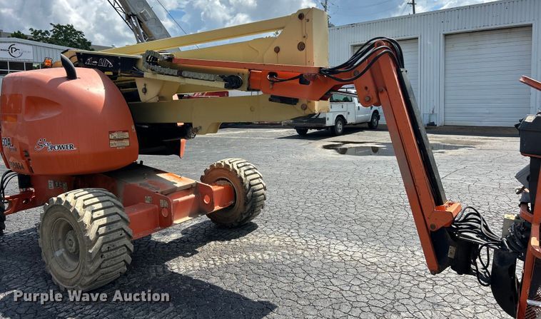image for item ET3027 2013 JLG 450AJ Series II boom lift