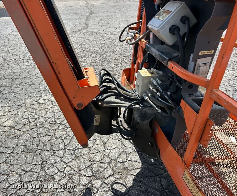 image for item ET3027 2013 JLG 450AJ Series II boom lift