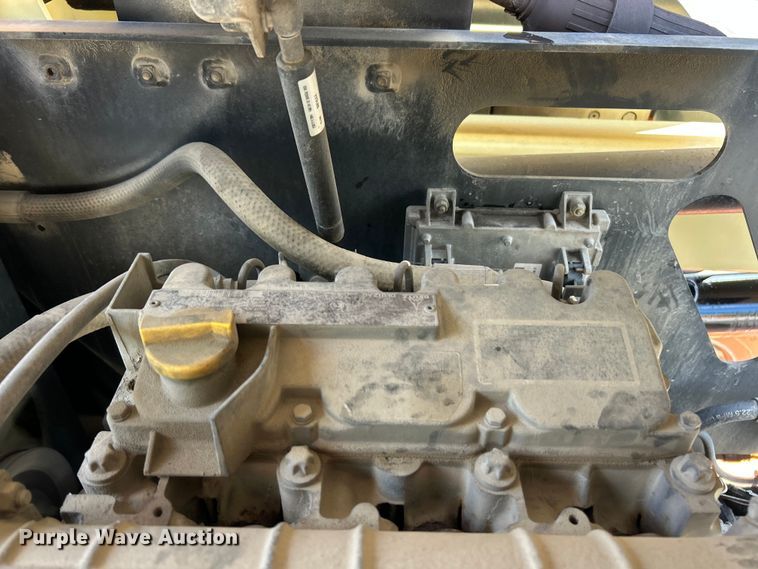 image for item ET3027 2013 JLG 450AJ Series II boom lift