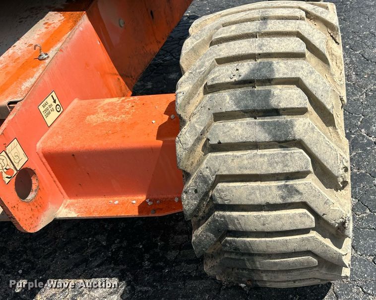 image for item ET3027 2013 JLG 450AJ Series II boom lift