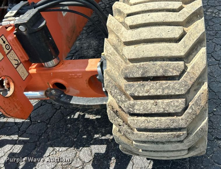 image for item ET3027 2013 JLG 450AJ Series II boom lift