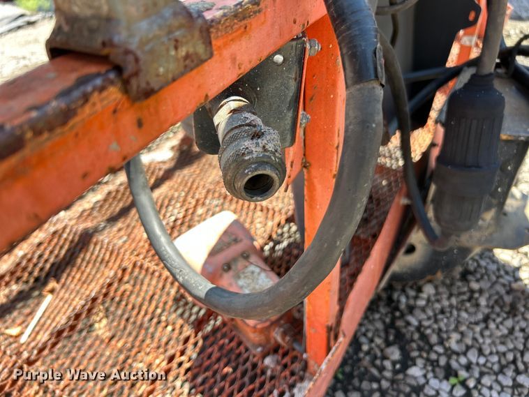 image for item ET3030 2005 JLG 600S boom lift