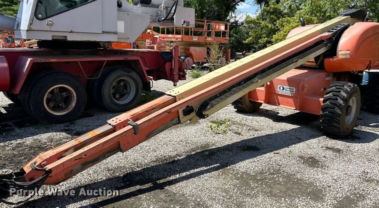 image for item ET3030 2005 JLG 600S boom lift