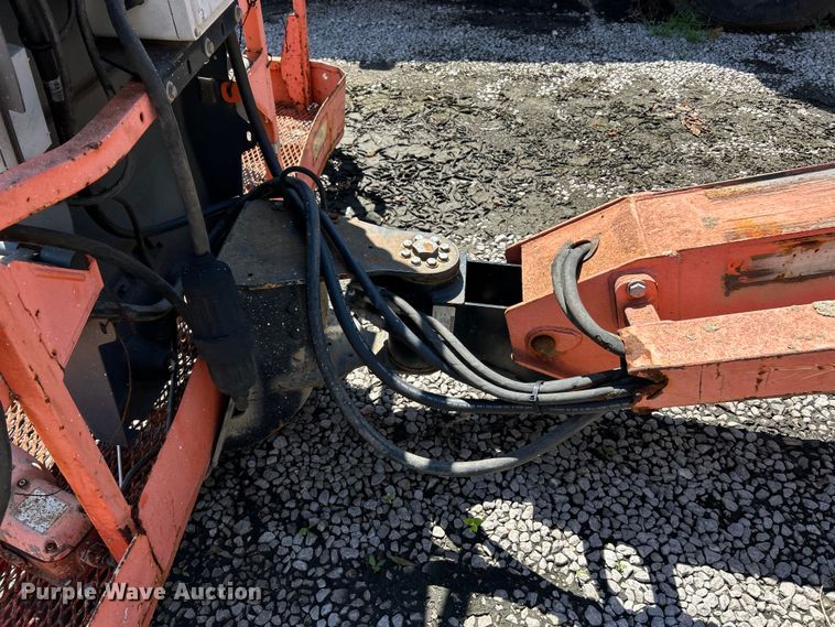 image for item ET3030 2005 JLG 600S boom lift