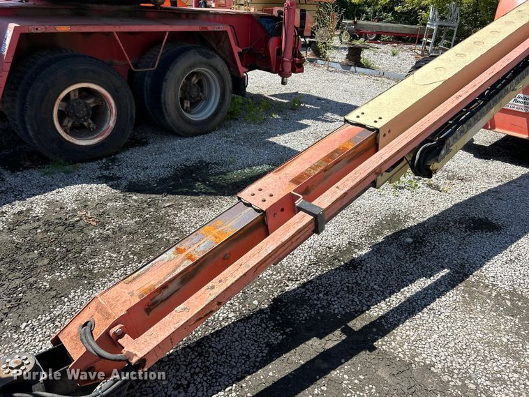 image for item ET3030 2005 JLG 600S boom lift