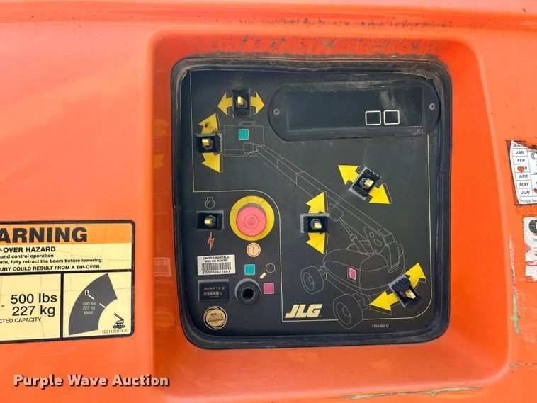 image for item ET3030 2005 JLG 600S boom lift