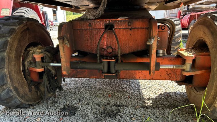 image for item ET3030 2005 JLG 600S boom lift