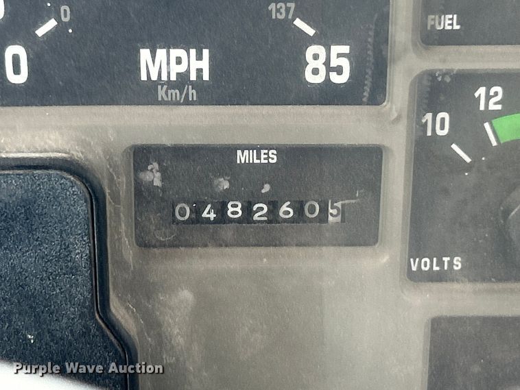 image for item ET3056 2000 International 4700 water truck