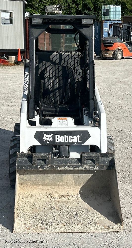 MINI CARGADOR SOBRE RUEDAS 2012 BOBCAT S70