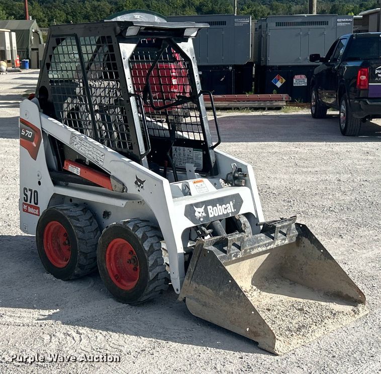 MINI CARGADOR SOBRE RUEDAS 2012 BOBCAT S70