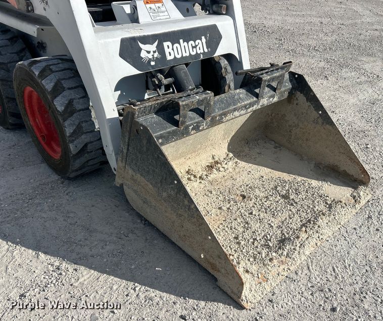 image for item ET3077 2012 Bobcat S70 skid steer loader