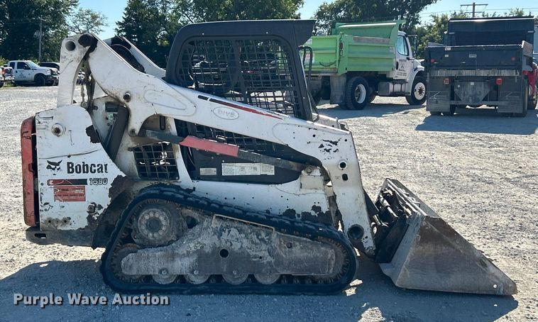MINI CARGADOR SOBRE ORUGAS 2013 BOBCAT T590