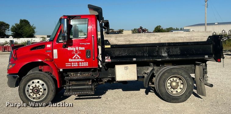 image for item ET3098 2012 International 4400  dump truck
