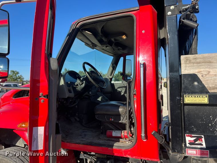 image for item ET3098 2012 International 4400  dump truck