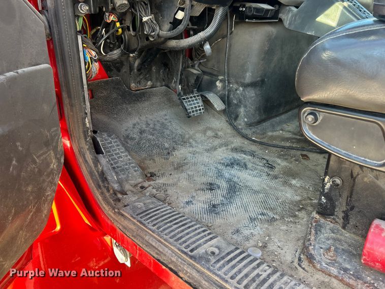 image for item ET3098 2012 International 4400  dump truck