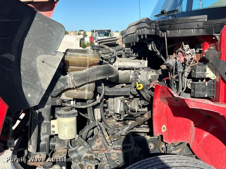 image for item ET3098 2012 International 4400  dump truck