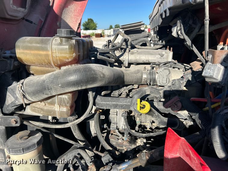 image for item ET3098 2012 International 4400  dump truck